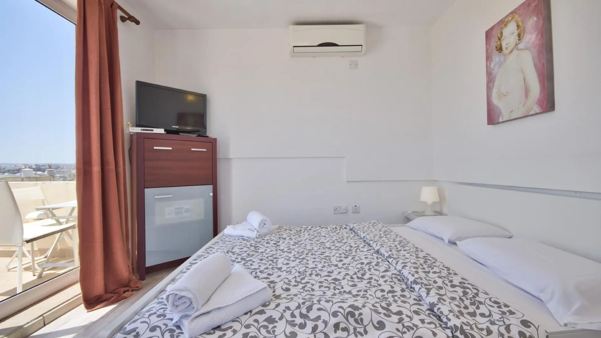 St Helen Residences - Spacious Sliema Apartments & Penthouses - Shortletsmalta 0*,  מלטה