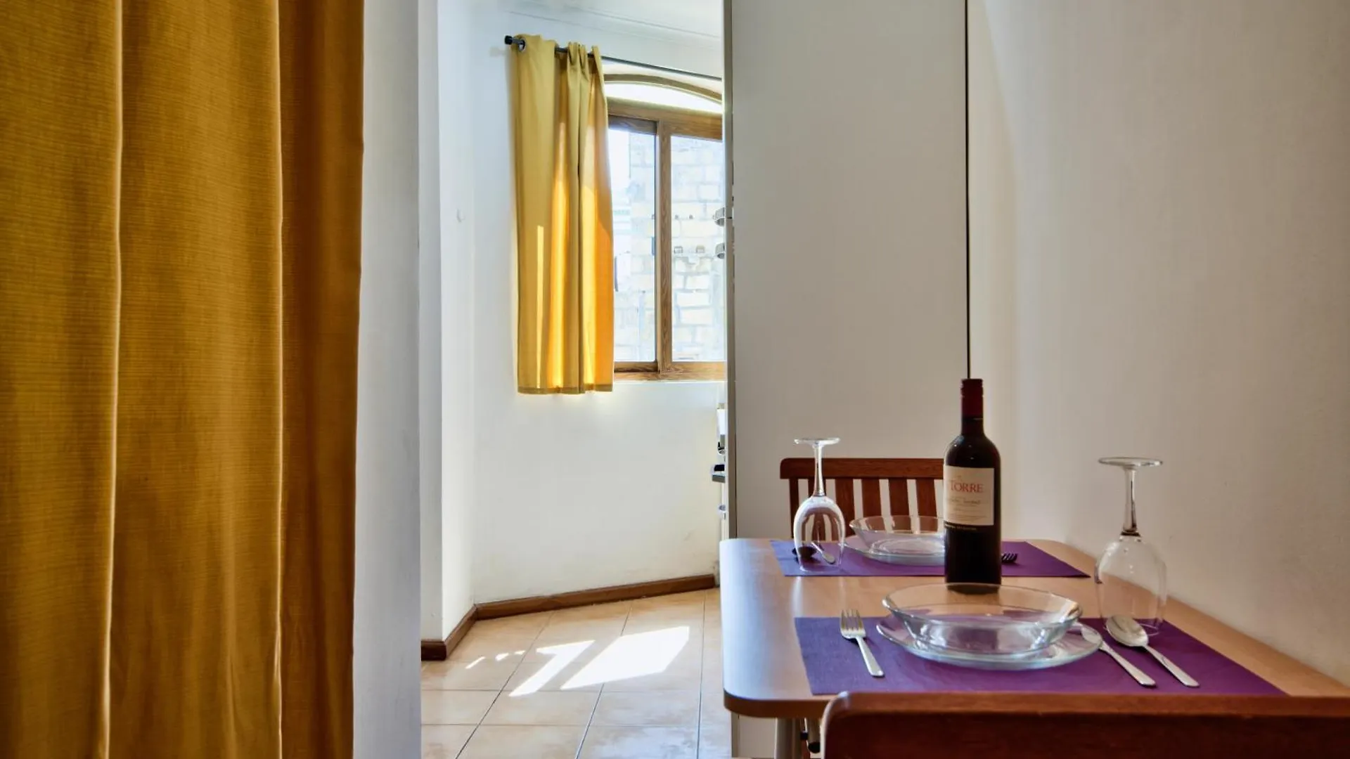 St Helen Residences - Spacious Sliema Apartments & Penthouses - Shortletsmalta 0*,  מלטה
